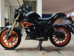 Bolt 165cc